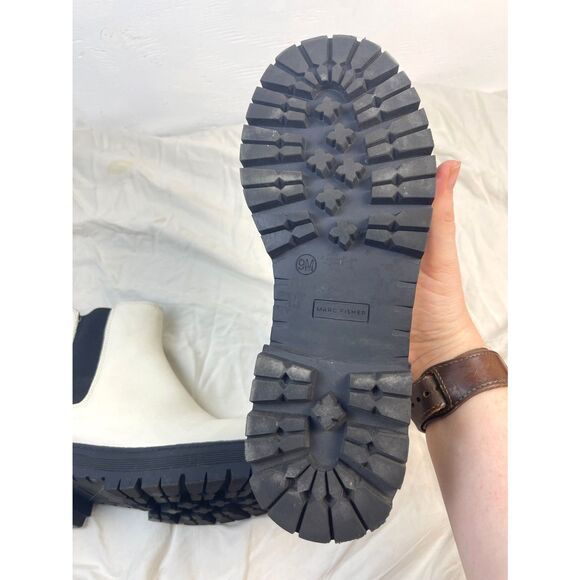 Marc Fisher Pirro Chelsea Leather Boots 9 White Round Toe Lug Sole Combat - Picture 7 of 9